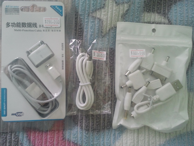 Sạc pin điện thoại dự trữ đa năng YooBao YB-642,651 11200mA,13000mA - 900k, 1150k/1c - 11